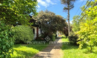 Casa Esquina en Isla Teja, Oportunidad Comercial