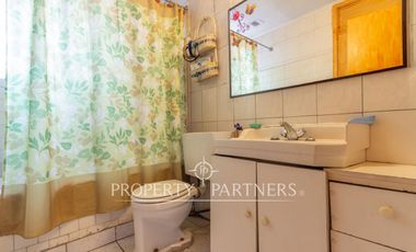 INCREÍBLE OPORTUNIDAD! Casa Esquina Enorme en Villa Macul: 375m²