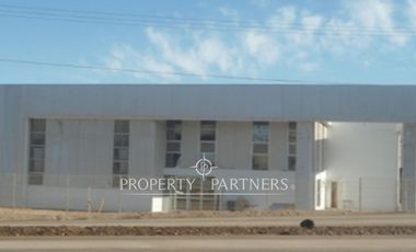 Arriendo Terreno con Oficinas y Galpón en La Negra