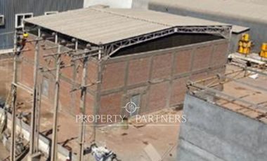Arriendo Terreno con Oficinas y Galpón en La Negra