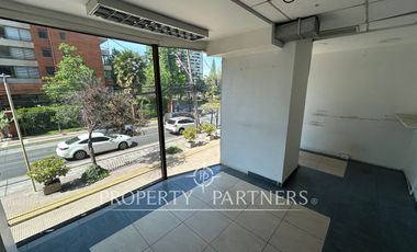 Luminoso local 319 m2 en dos pisos.