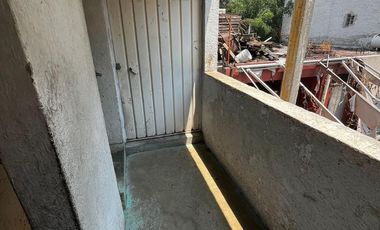 EDIFICIO EN VENTA CON DEPARTAMENTOS Y LOCALES