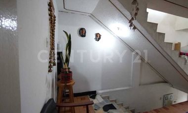 Casa y lote de terreno amplio + terraza libre; excelente: En el Centro de Soacha