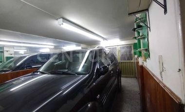 Casa y lote de terreno amplio + terraza libre; excelente: En el Centro de Soacha