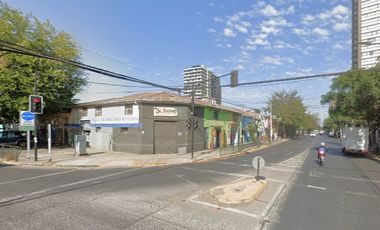 Local Comercial nuevo a la calle baño Arriendo Independencia