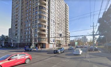 Local Comercial nuevo a la calle baño Arriendo Independencia