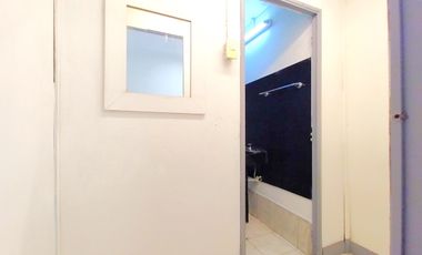 Local Comercial nuevo a la calle baño Arriendo Independencia