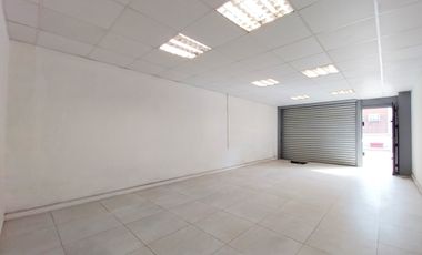 Local Comercial nuevo a la calle baño Arriendo Independencia