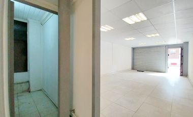 Local Comercial nuevo a la calle baño Arriendo Independencia