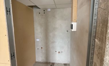 Venta Departamento 2 dos ambientes ciudadela financiación en pesos pozo