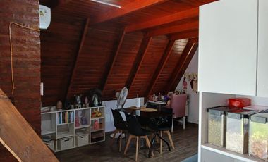 Venta de casa de 2 ambientes con pileta en Moreno