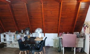 Venta de casa de 2 ambientes con pileta en Moreno