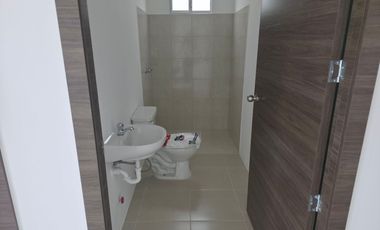 Casa en alquiler, Paseo del sol 3, ingresando por Chongon, GenF