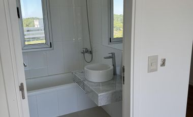 HB Bienes Raíces ALQUILA Departamento en  VENICE BALANDRAS