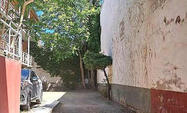 VENTA DE COCHERA DESCUBIERTA - LA RIOJA 1100