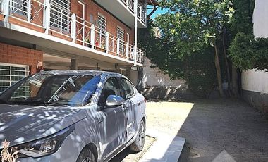 VENTA DE COCHERA DESCUBIERTA - LA RIOJA 1100