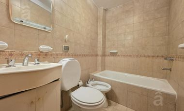 Departamento en Alquiler en Villa Ballester - Tres Ambientes con Cochera - Muy luminoso