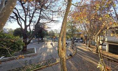 Departamento en Alquiler en Villa Ballester - Tres Ambientes con Cochera - Muy luminoso