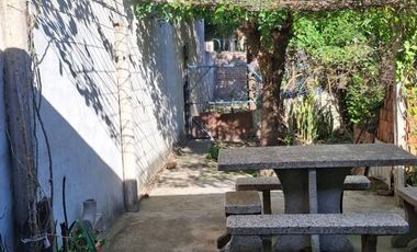 Casa a la venta en 12 de octubre al 1700- Goya