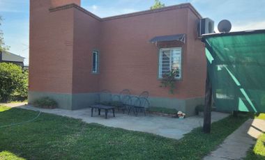 CASA QUINTA CON PARQUIZADO EN LAGOS DEL LEYES