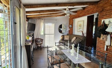 CASA QUINTA CON PARQUIZADO EN LAGOS DEL LEYES