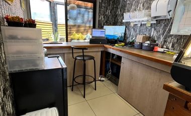 EN AVENIDA PRINCIPAL