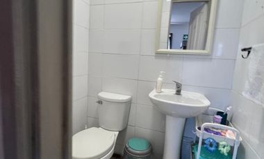 EN AVENIDA PRINCIPAL