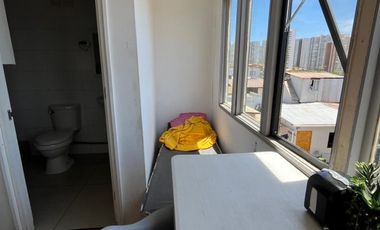 EN AVENIDA PRINCIPAL