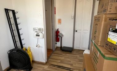 EN AVENIDA PRINCIPAL