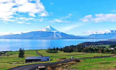 PARCELAS CON LA MEJOR VISTA LAGO Y VOLCAN Y MARINA PROPIA