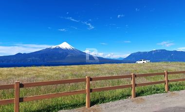 PARCELAS CON LA MEJOR VISTA LAGO Y VOLCAN Y MARINA PROPIA