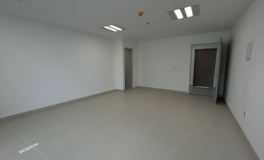 CONSULTORIO EN ARRIENDO EN AV 30 AGOSTO/PEREIRA