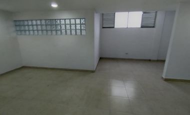 LOCAL EN ARRIENDO EN EL CENTRO/SANTA ROSA