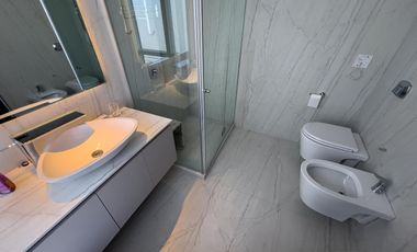 Alquiler tríplex de 4 dormitorios en suite con 3 cocheras - Vicente López