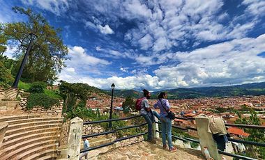 Casa En Esquina – Jr. Huánuco y Jr. Soledad, Cajamarca
