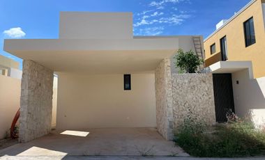 Casa (220) en Venta en Privada Residencial  Zendera  en Conkal