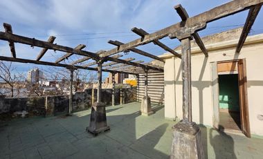 VENTA PH 5 AMB COCHERA PATIO Y TERRAZA GERLI LANUS