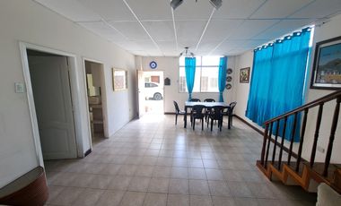 Venta Casa en 'Salinas-Chipepe'. Av.Sixto Durán Ballén 1. AleR