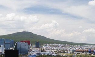 Consultorio Oficina Despacho centrico Bernardo Quintana y Av Constituyentes