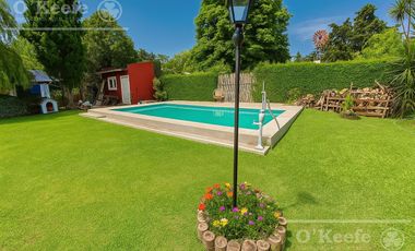 Casa Familiar en venta sobre lote 580 m2  El Pato Berazategui recibe permuta