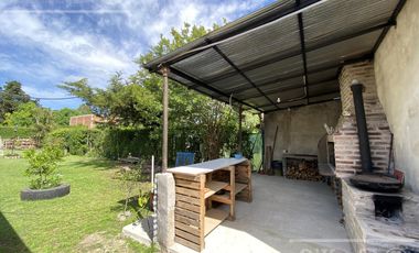 Casa Familiar en venta sobre lote 580 m2  El Pato Berazategui recibe permuta