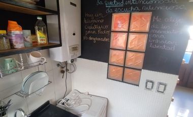 Departamento con balcón en alquiler temporario.