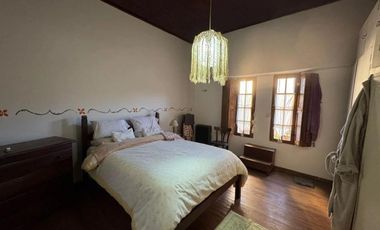 Casa en venta - 4 Dormitorios 2 Baños - 180mts2 - Chivilcoy