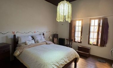 Casa en venta - 4 Dormitorios 2 Baños - 180mts2 - Chivilcoy