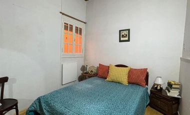 Casa en venta - 4 Dormitorios 2 Baños - 180mts2 - Chivilcoy