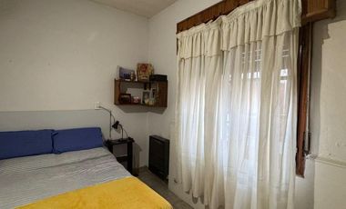Casa en venta - 4 Dormitorios 2 Baños - 180mts2 - Chivilcoy