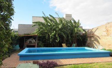 Casa en venta - 4 Dormitorios 2 Baños - 180mts2 - Chivilcoy