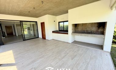 Casa en Venta, Estancia La Rinconada, Ibarlucea.
