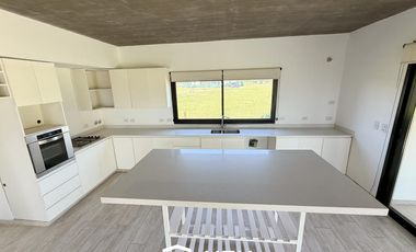 Casa en Venta, Estancia La Rinconada, Ibarlucea.