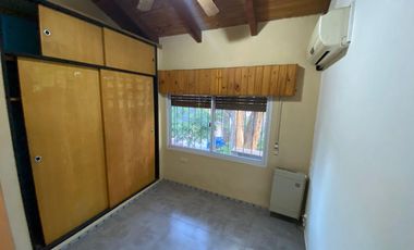 Casa de cuatro dormitorios en Granadero Baigorria Chile al 600 Alquiler